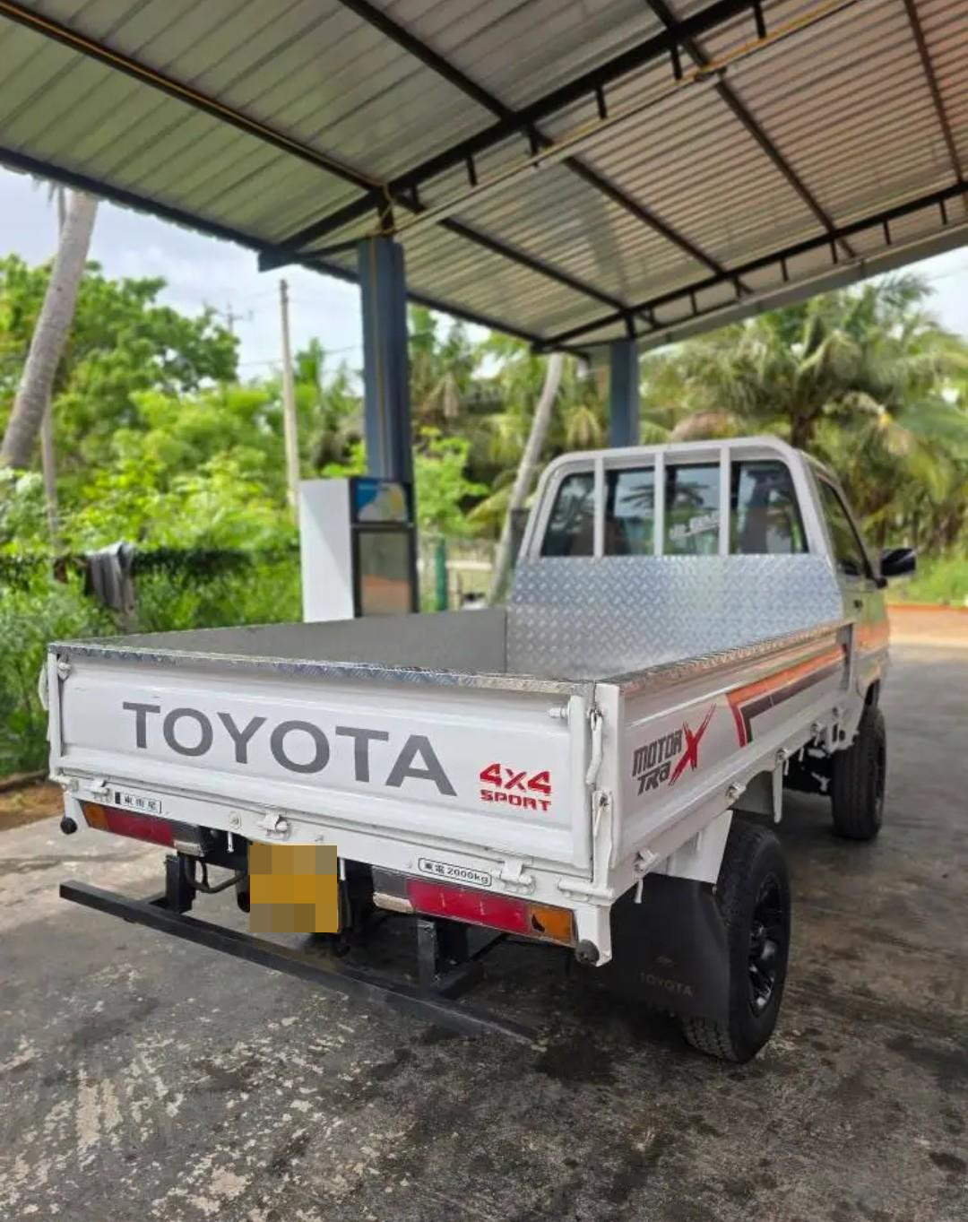 Toyota TownAce 2003 - பயன்படுத்தப்பட்டது டிரக் sale in Sri Lanka - patpat.lk