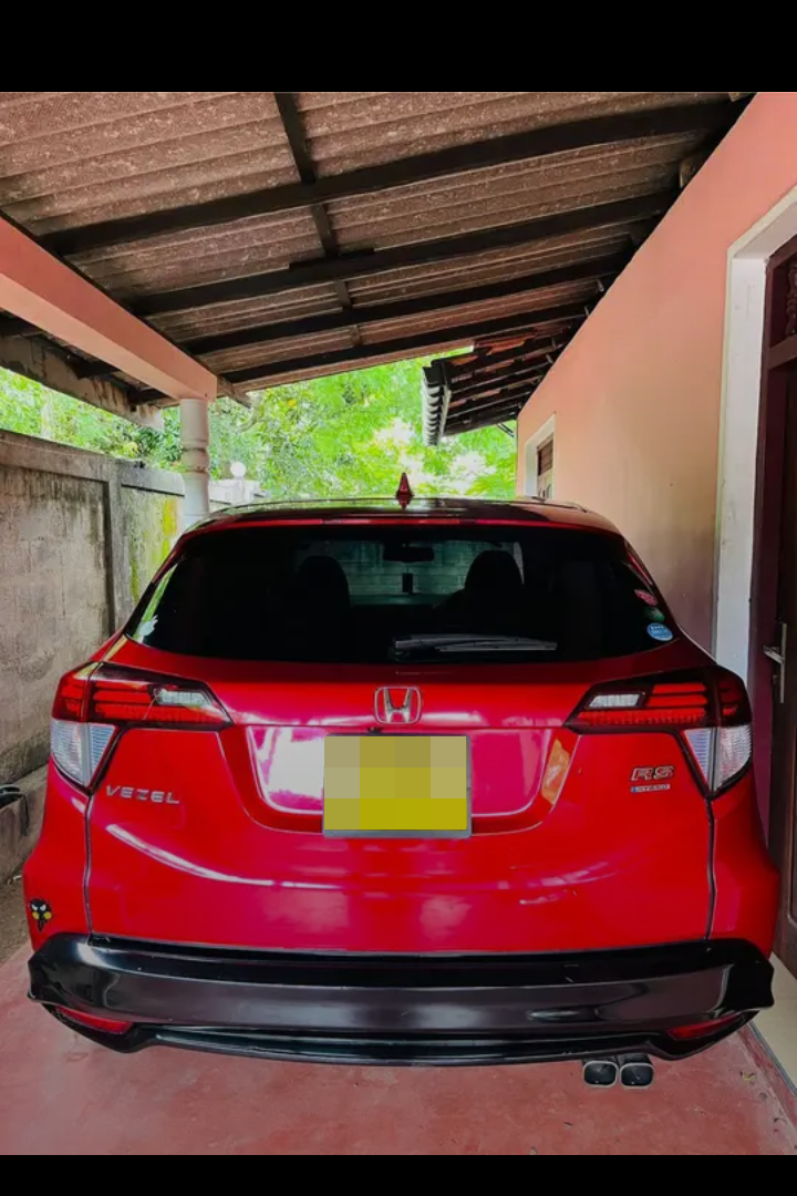 Honda Vezel 2017 - Used SUV sale in Sri Lanka - patpat.lk