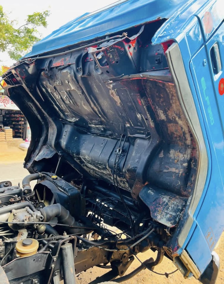 Isuzu ELF 1992 - பயன்படுத்தப்பட்டது டிரக் sale in Sri Lanka - patpat.lk