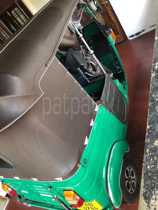 Bajaj 4 stroke 2012 - பயன்படுத்தப்பட்டது முச்சக்கர வண்டி sale in Sri Lanka - patpat.lk