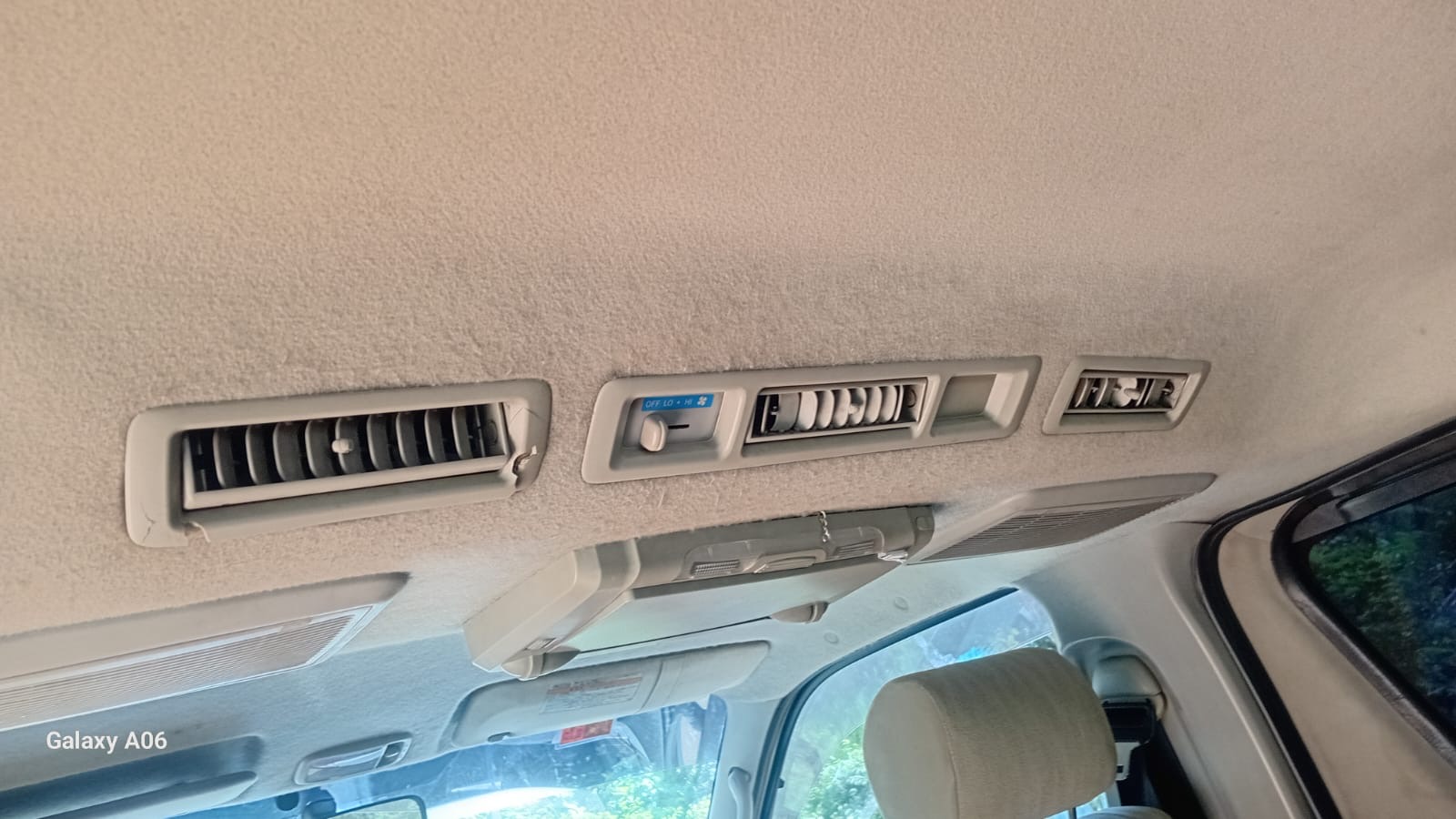 Toyota Hiace 2011 - Used Van sale in Sri Lanka - patpat.lk