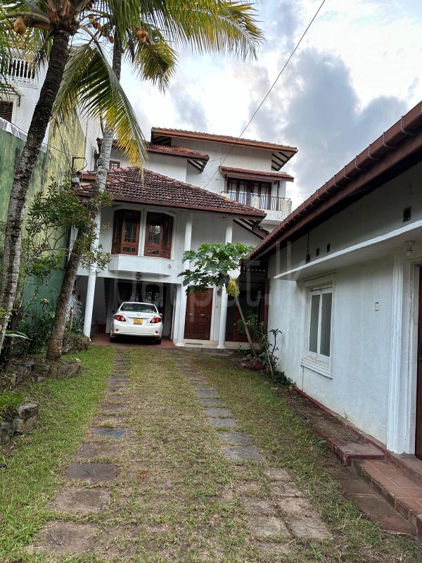 House for Sale in Wellawatta (Colombo 06)