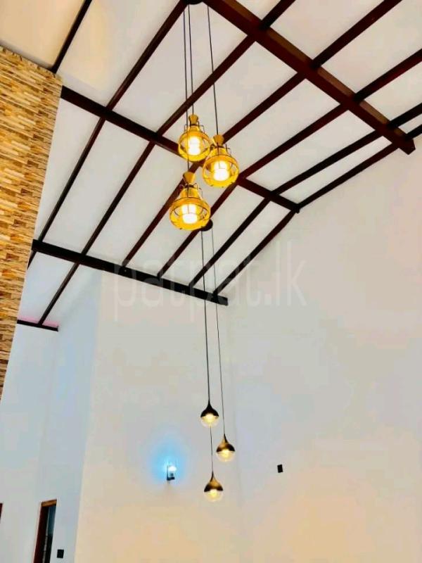 House for Sale in Athurugiriya