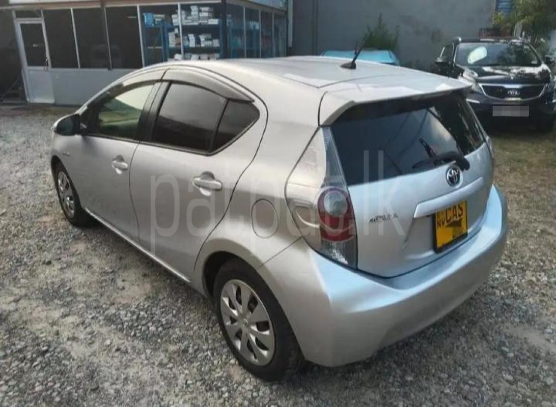 Toyota Aqua 2013 - Used Car sale in Sri Lanka - patpat.lk