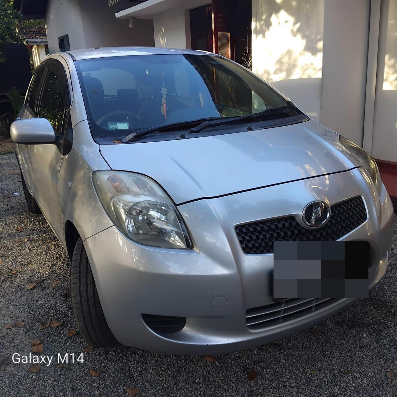 Toyota Vitz 2007 - பயன்படுத்தப்பட்டது கார் sale in Sri Lanka - patpat.lk