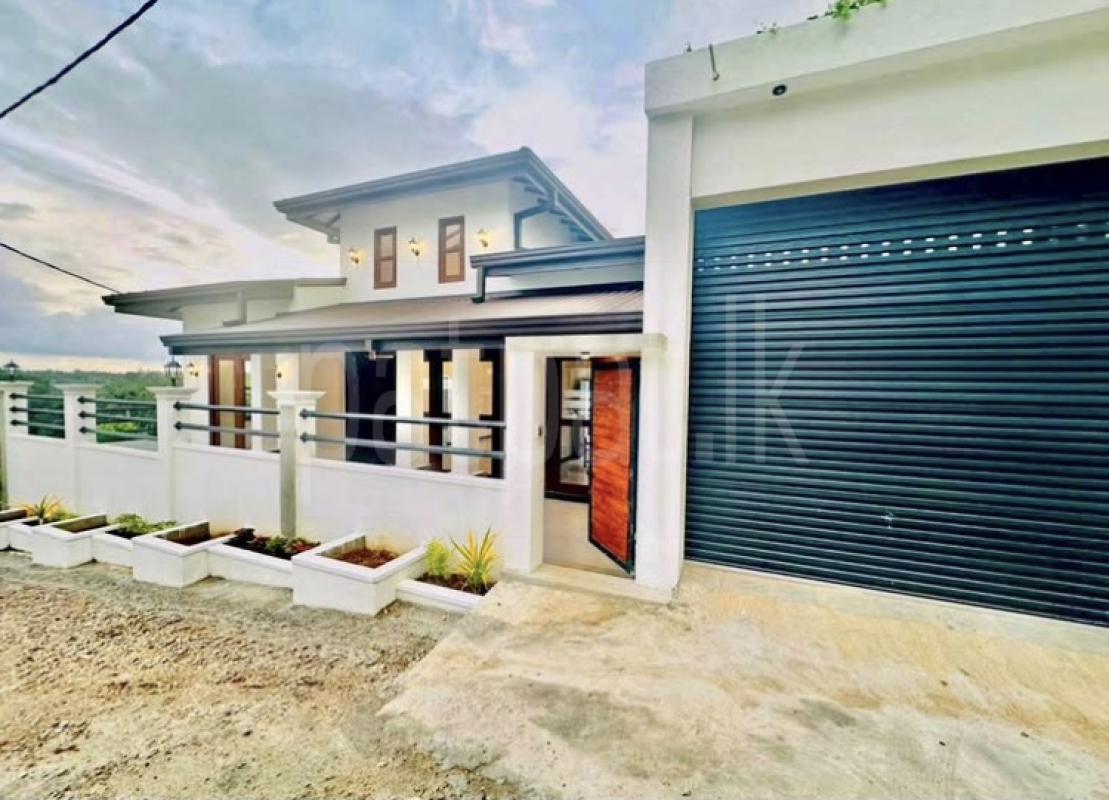 House for Sale in Kahathuduwa