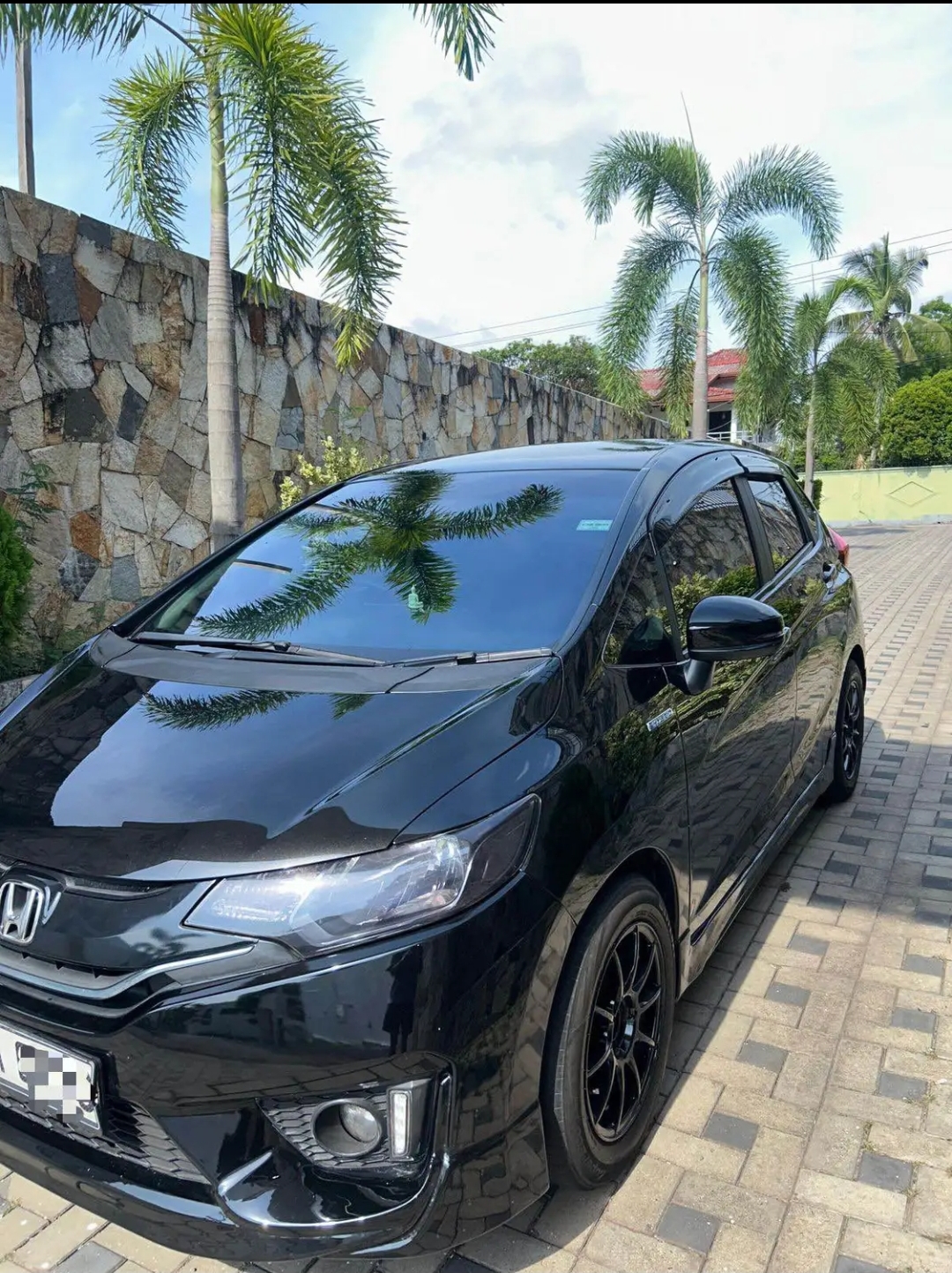 Honda Fit 2014 - பயன்படுத்தப்பட்டது கார் sale in Sri Lanka - patpat.lk