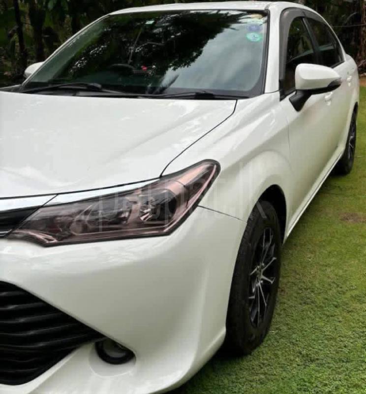 Toyota Axio 2017 - භාවිතා කරන ලද කාර් sale in Sri Lanka - patpat.lk