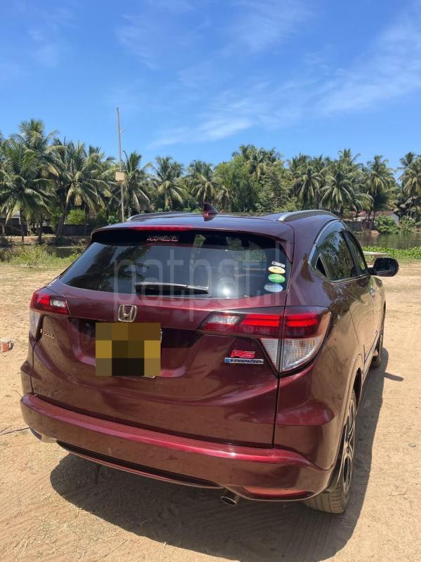 Honda Vezel 2014 - භාවිතා කරන ලද SUV රථය sale in Sri Lanka - patpat.lk