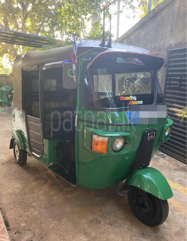 Bajaj Three Wheel 2010 - Used Three wheeler sale in Sri Lanka - patpat.lk