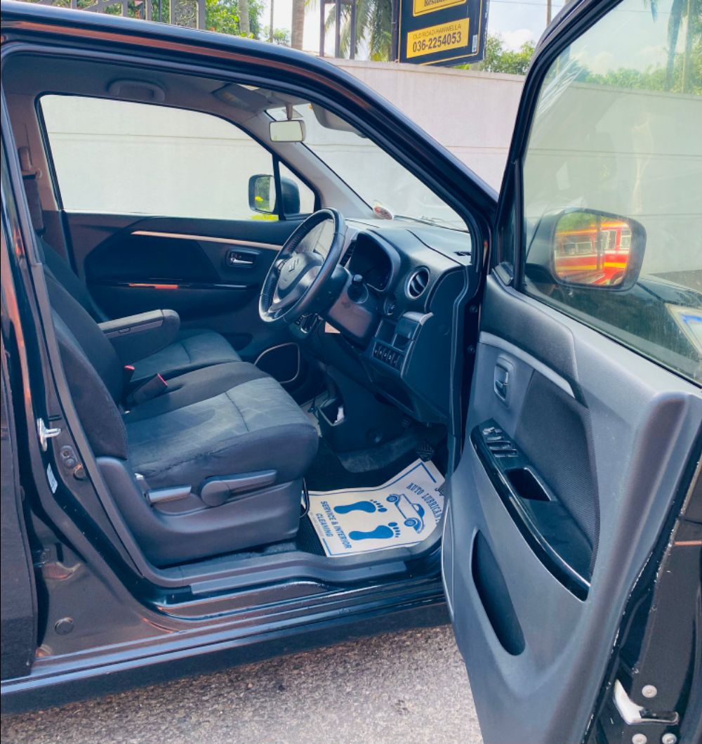 Advertisement image 6