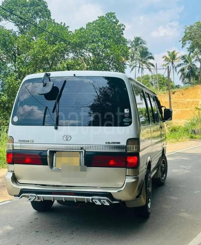 Toyota Hiace 2000 - பயன்படுத்தப்பட்டது வேன் sale in Sri Lanka - patpat.lk