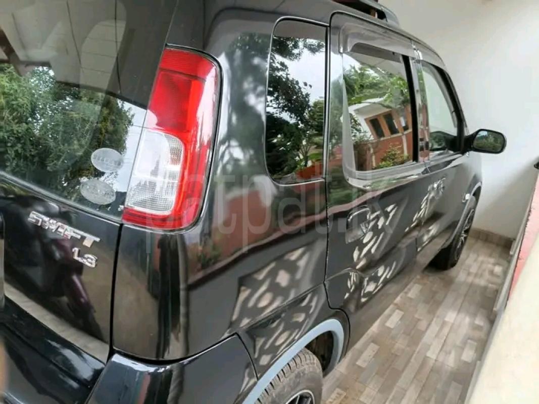 Advertisement image 4