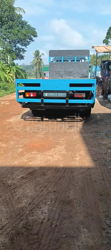 Advertisement image 4