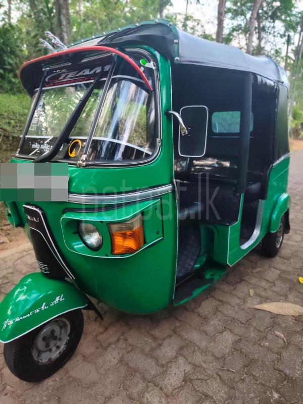 Bajaj Three Wheel 2010 - பயன்படுத்தப்பட்டது முச்சக்கர வண்டி sale in Sri Lanka - patpat.lk