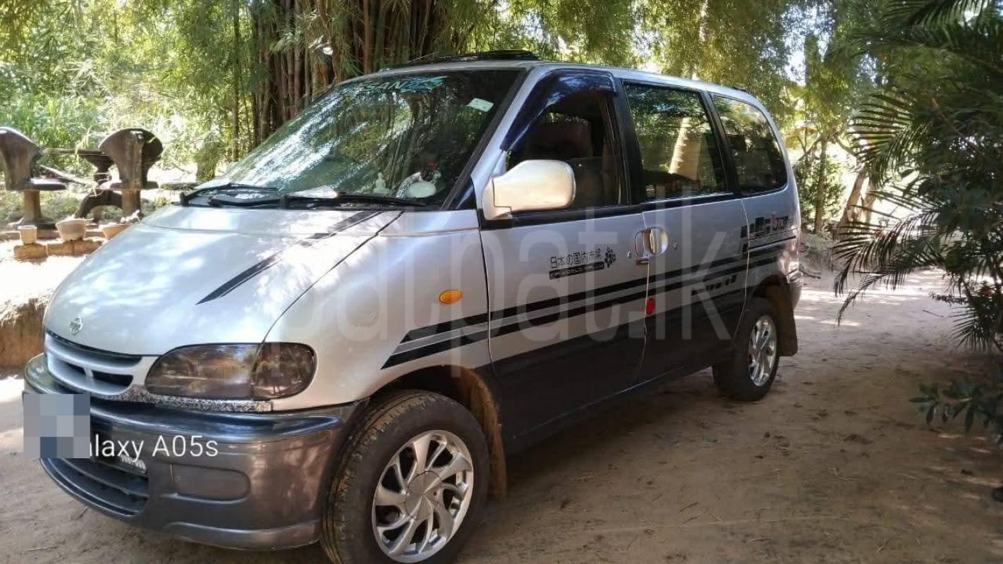Nissan Serena 1998 - பயன்படுத்தப்பட்டது வேன் sale in Sri Lanka - patpat.lk