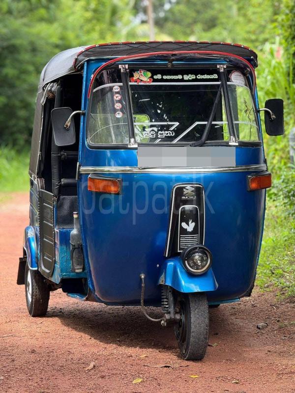 Bajaj 2 stroke 2005 - பயன்படுத்தப்பட்டது முச்சக்கர வண்டி sale in Sri Lanka - patpat.lk