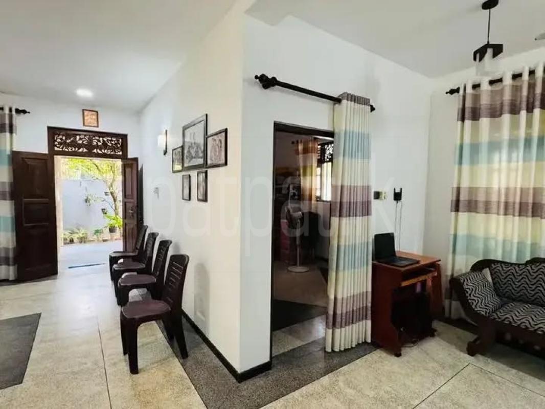 House for Sale in Karapitiya