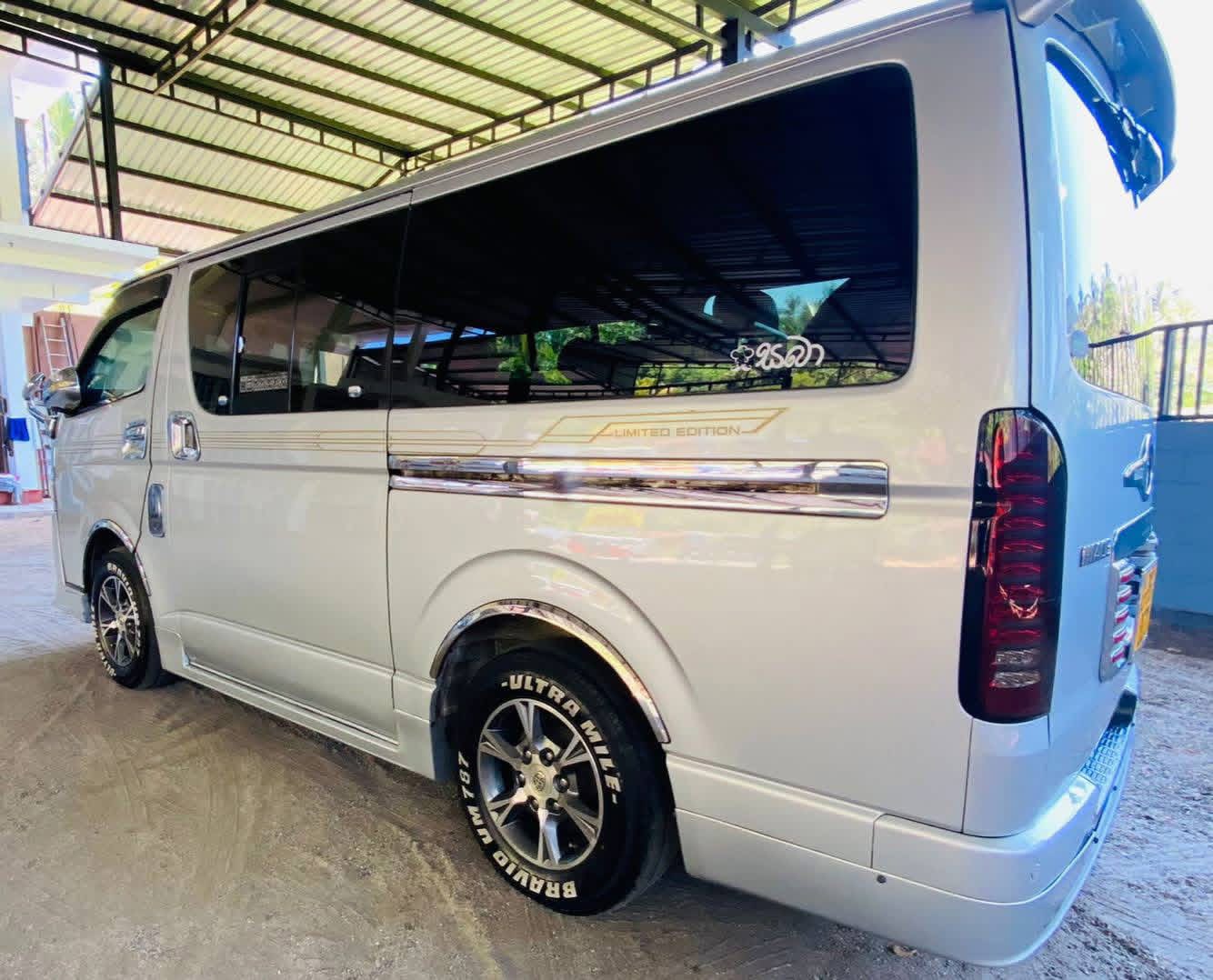 Toyota Hiace 2012 - Used Van sale in Sri Lanka - patpat.lk