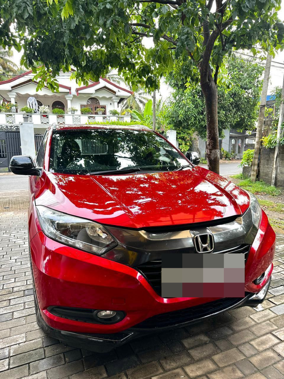 Honda Vezel 2016 - Used SUV sale in Sri Lanka - patpat.lk