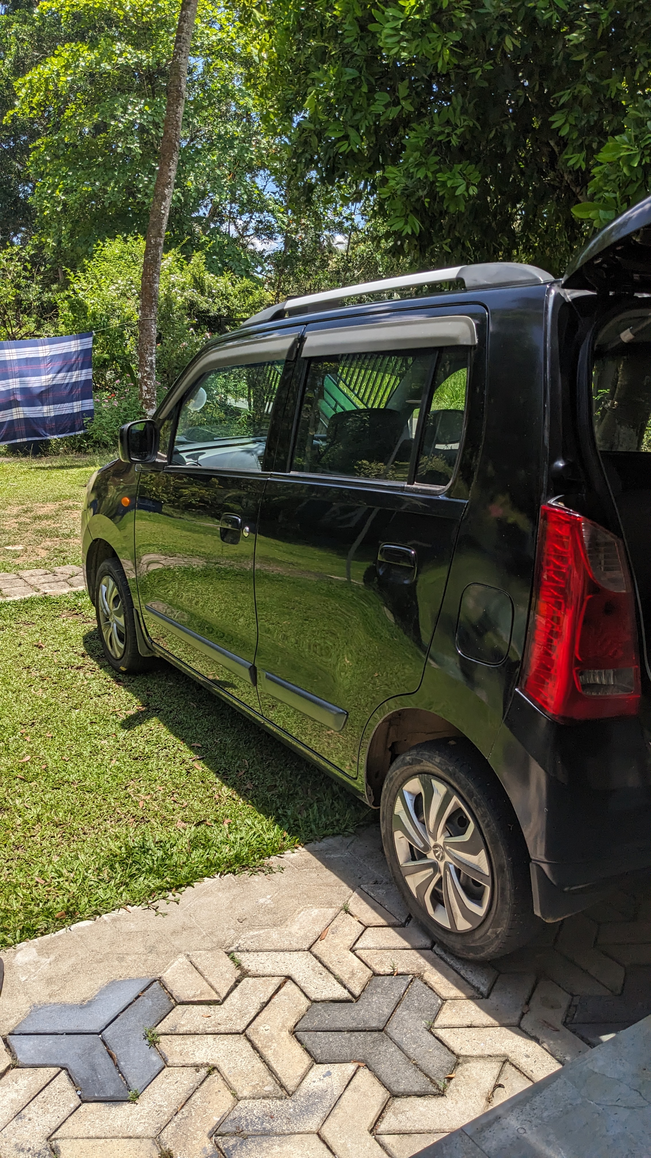 Advertisement image 4