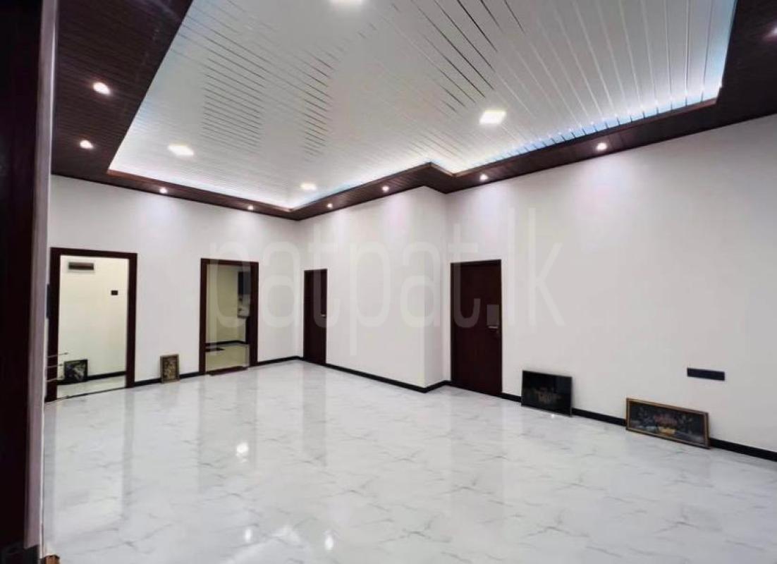 House for Sale in Negombo ads-image-1