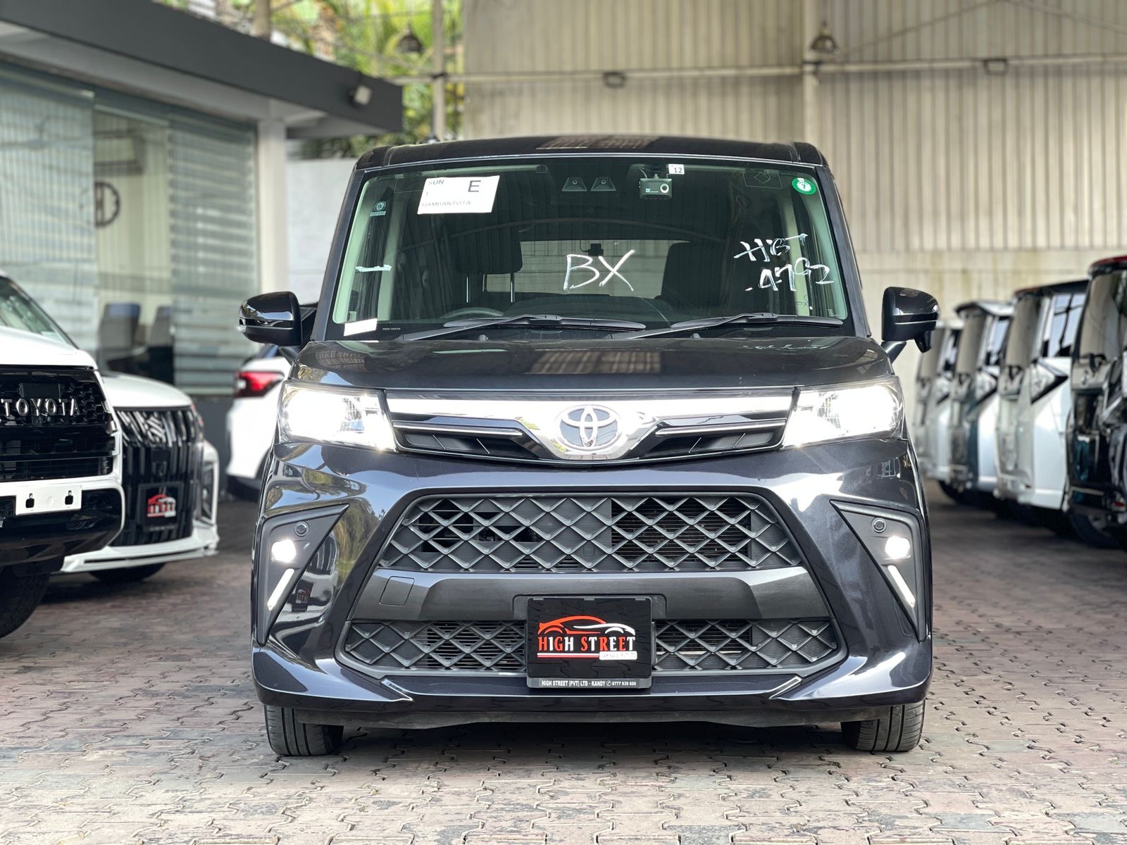 Toyota Roomy 2023 ads-image-1