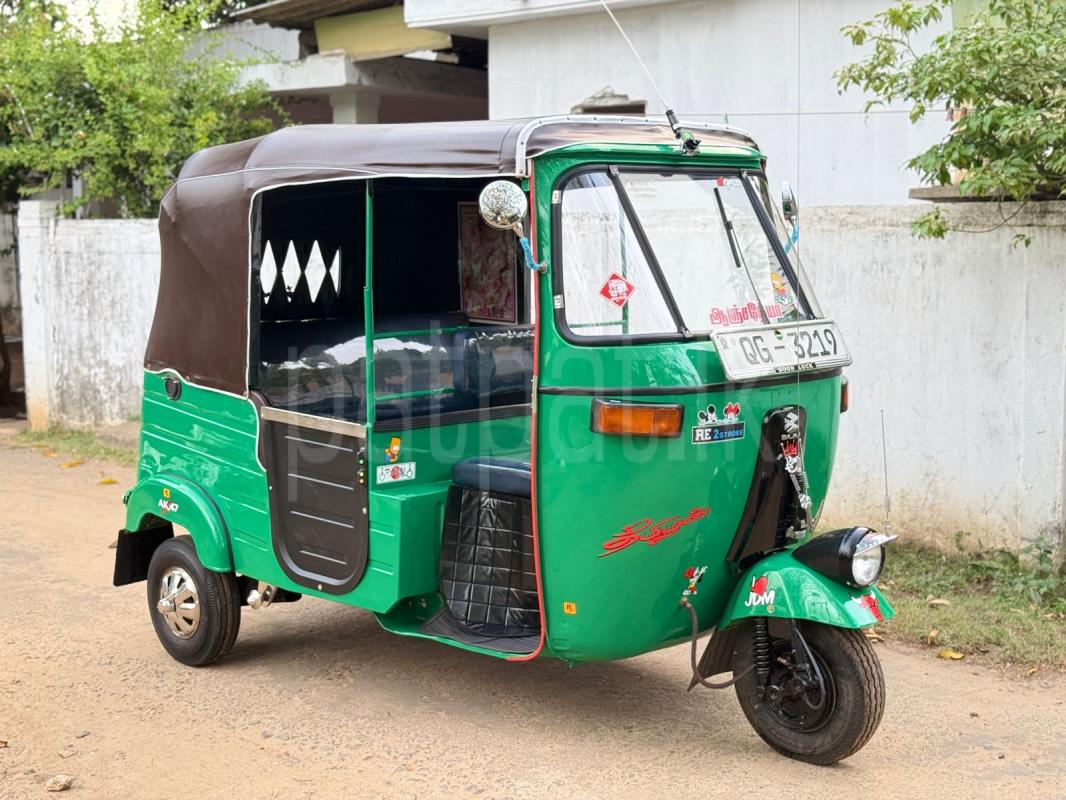 Bajaj Three Wheel 2006 - பயன்படுத்தப்பட்டது முச்சக்கர வண்டி sale in Sri Lanka - patpat.lk