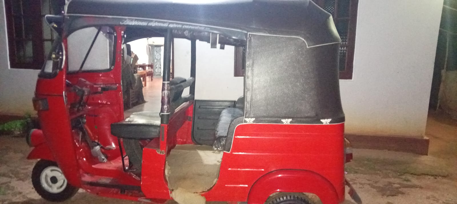 Bajaj Three Wheel 2007 - பயன்படுத்தப்பட்டது முச்சக்கர வண்டி sale in Sri Lanka - patpat.lk