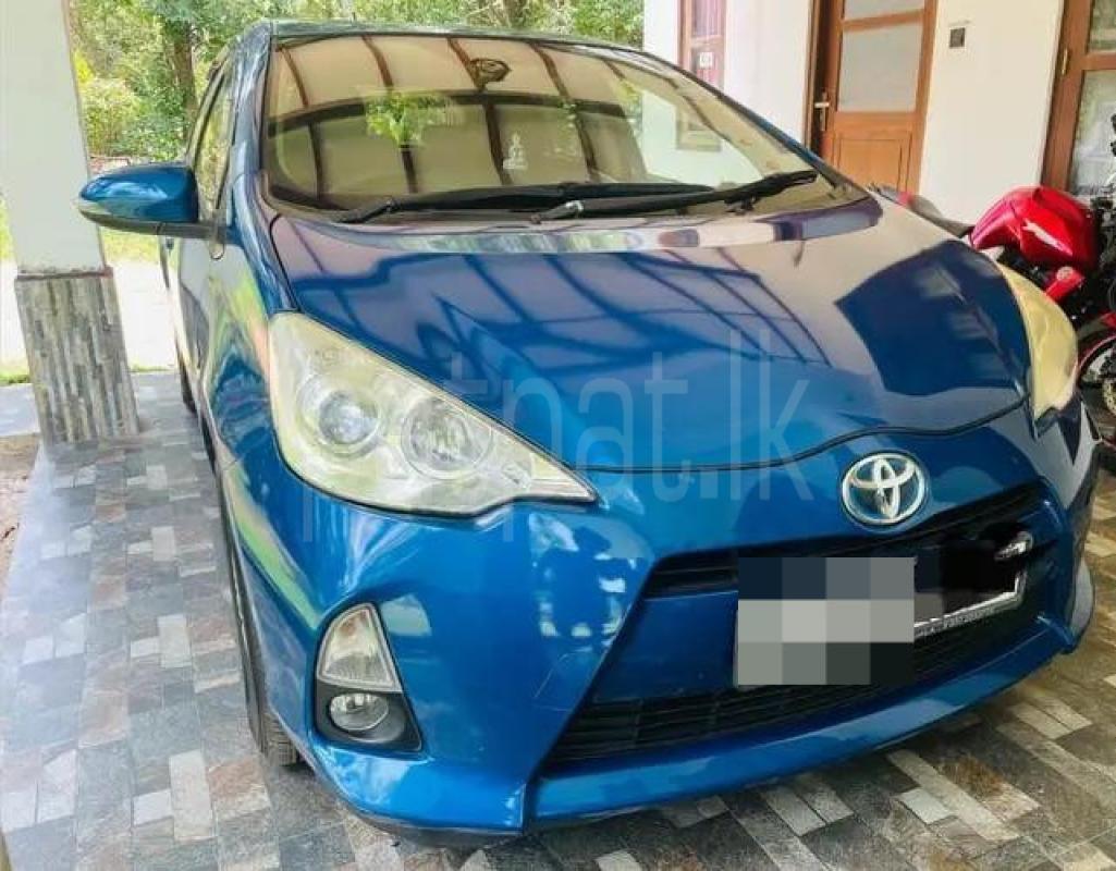 Toyota Aqua 2012 - Used Car sale in Sri Lanka - patpat.lk