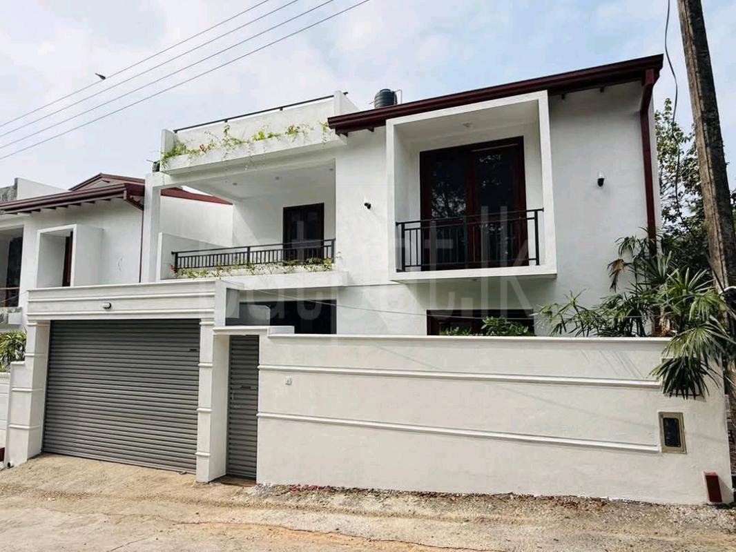 House for Sale in Malabe ads-image-1