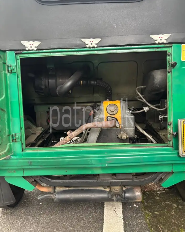 Advertisement image 4