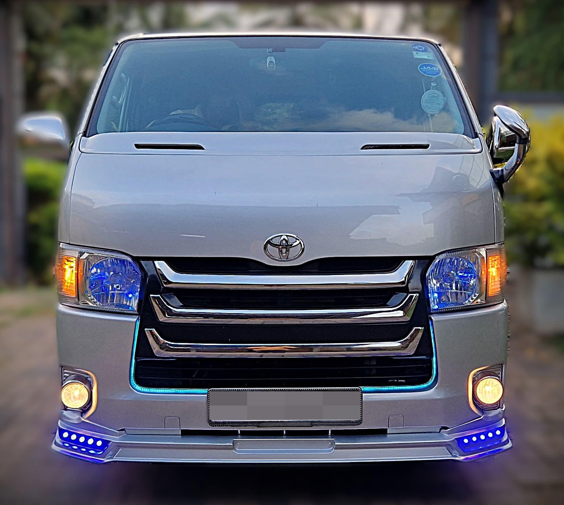 Toyota Hiace 2007 ads-image-1