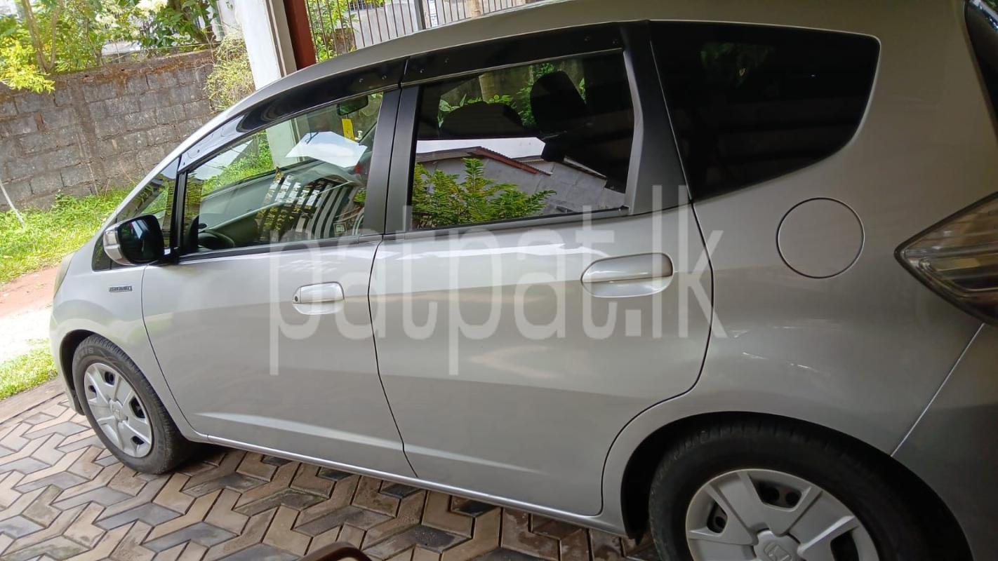 Advertisement image 3