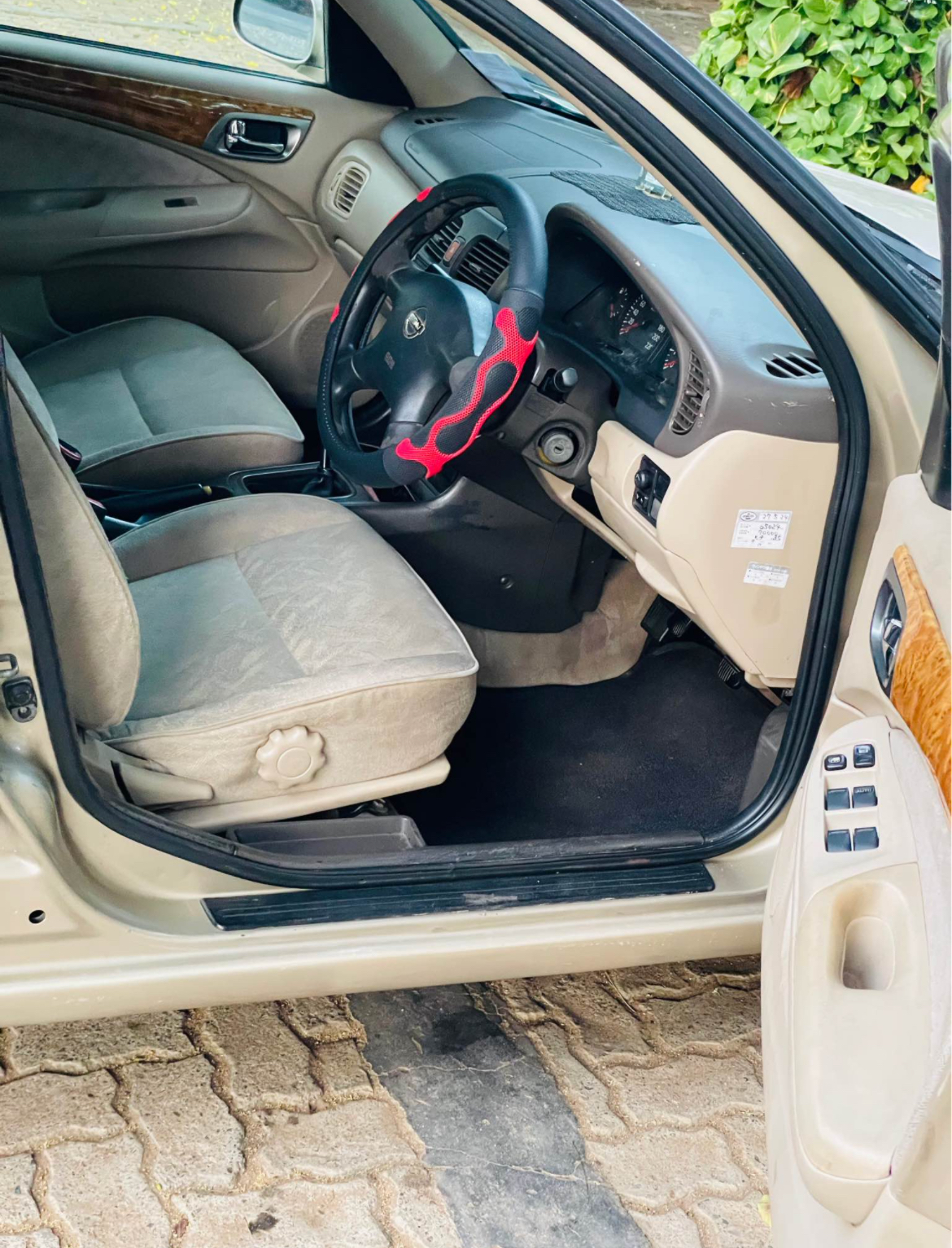 Nissan N 17 2003 - பயன்படுத்தப்பட்டது கார் sale in Sri Lanka - patpat.lk