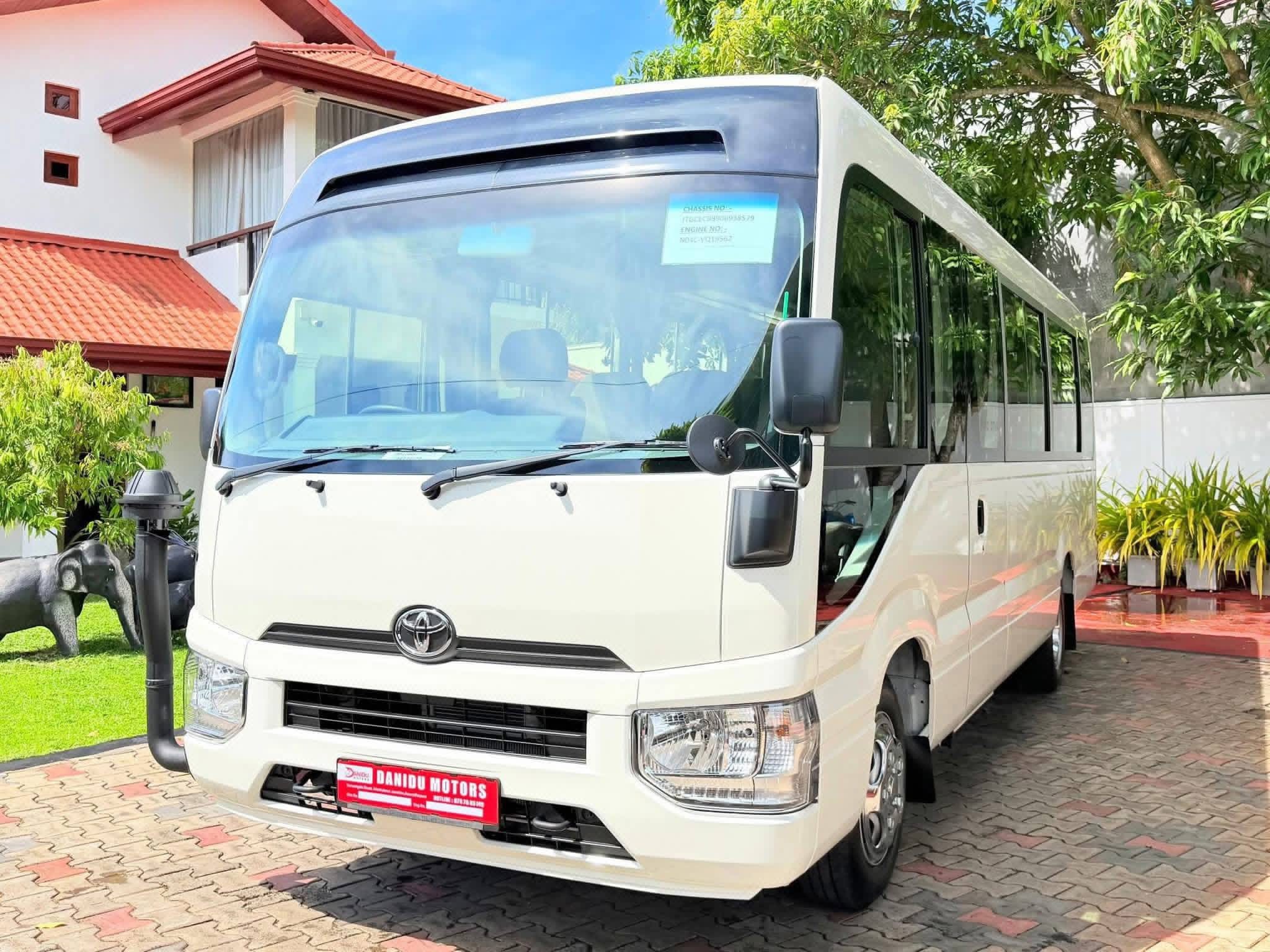 Toyota Coaster 2025 - சான்றளிக்கப்பட்டது பஸ் sale in Sri Lanka - patpat.lk