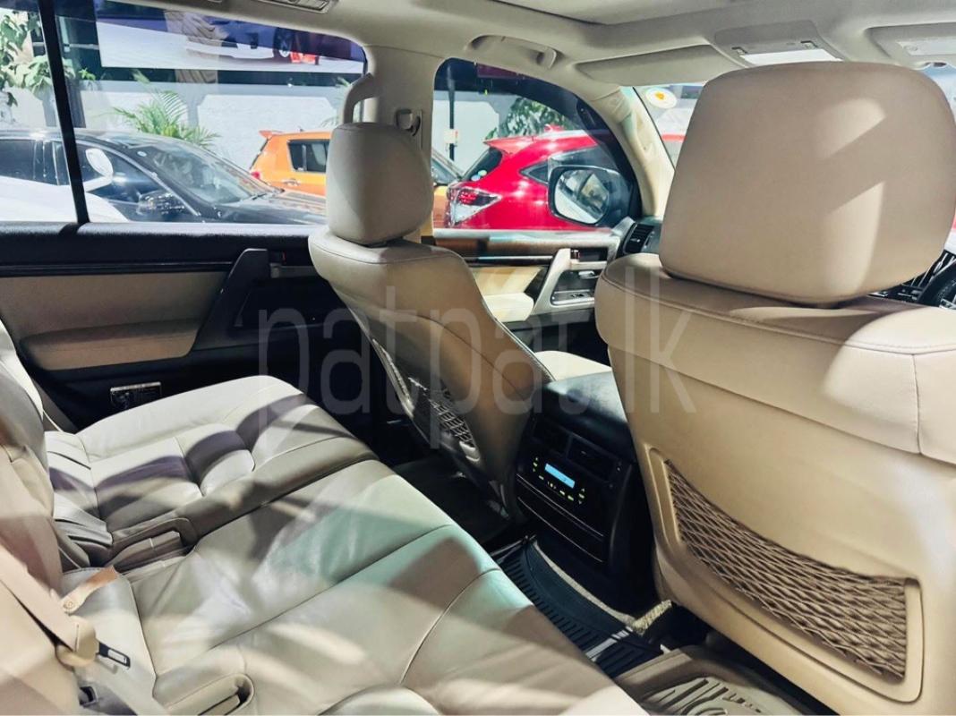 Advertisement image 6