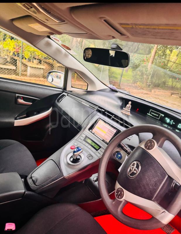 Toyota Prius 2013 - பயன்படுத்தப்பட்டது கார் sale in Sri Lanka - patpat.lk