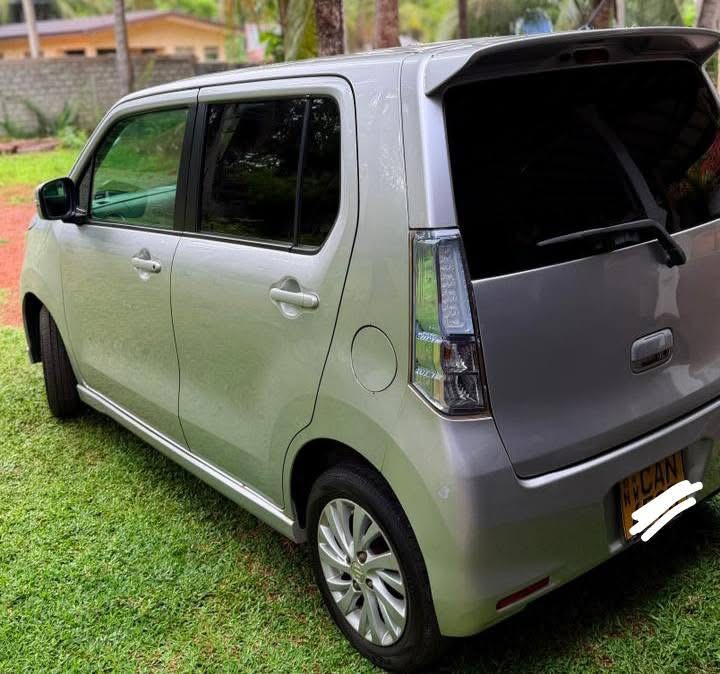 Suzuki Wagon R 2015 - பயன்படுத்தப்பட்டது கார் sale in Sri Lanka - patpat.lk