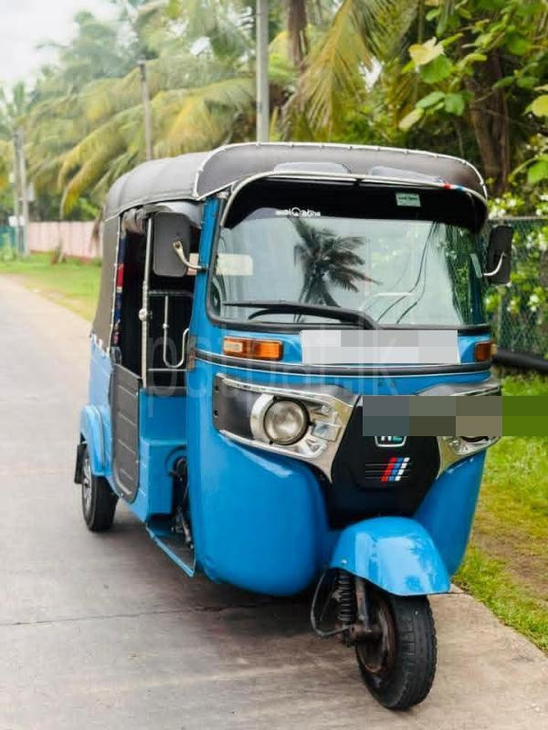Bajaj Three Wheel 2015 - பயன்படுத்தப்பட்டது முச்சக்கர வண்டி sale in Sri Lanka - patpat.lk