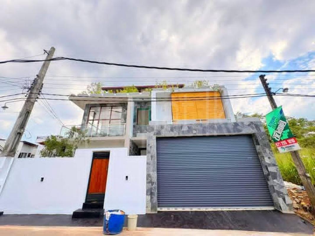 House for Sale in Athurugiriya ads-image-1