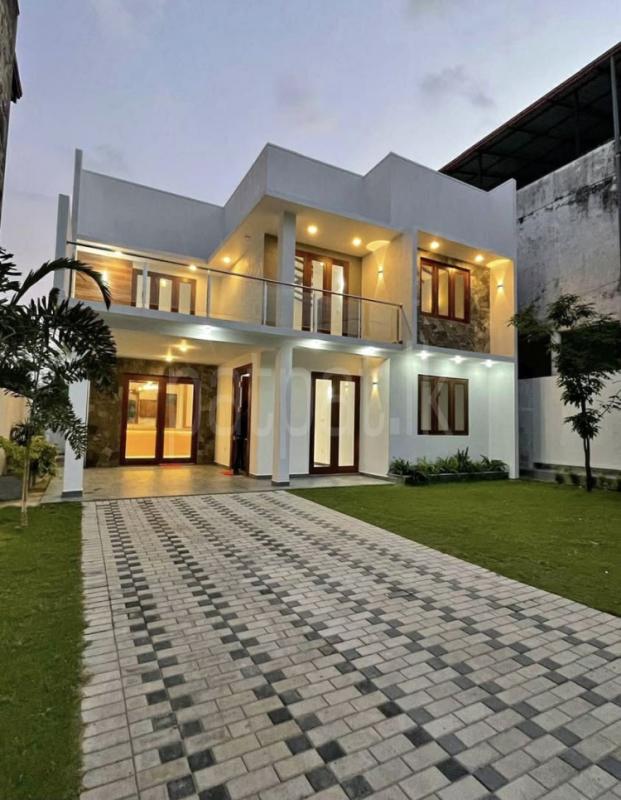 House for Sale in Kaduwela