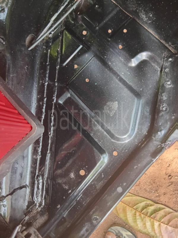 Bajaj Three Wheel 2013 - භාවිතා කරන ලද ත්‍රිරෝද රථය sale in Sri Lanka - patpat.lk