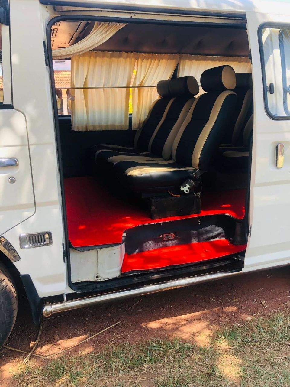 Nissan Caravan 1994 - Used Van sale in Sri Lanka - patpat.lk