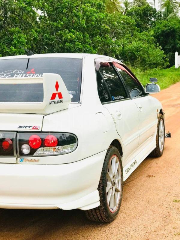 Mitsubishi Lancer 1994 - பயன்படுத்தப்பட்டது கார் sale in Sri Lanka - patpat.lk