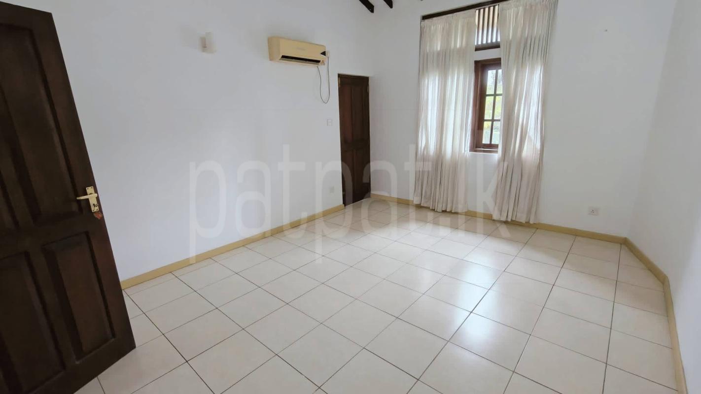 House for Sale in Boralesgamuwa