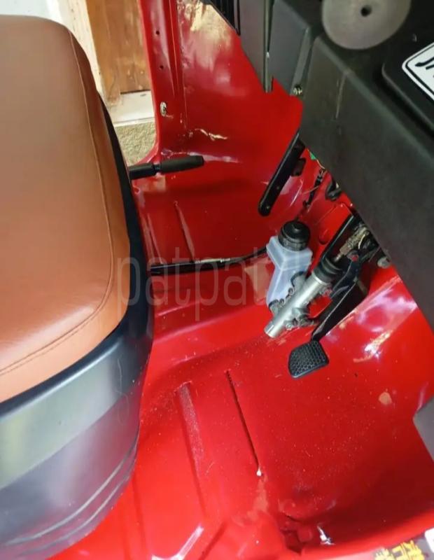 Bajaj 4 stroke 2018 - Used Three wheeler sale in Sri Lanka - patpat.lk
