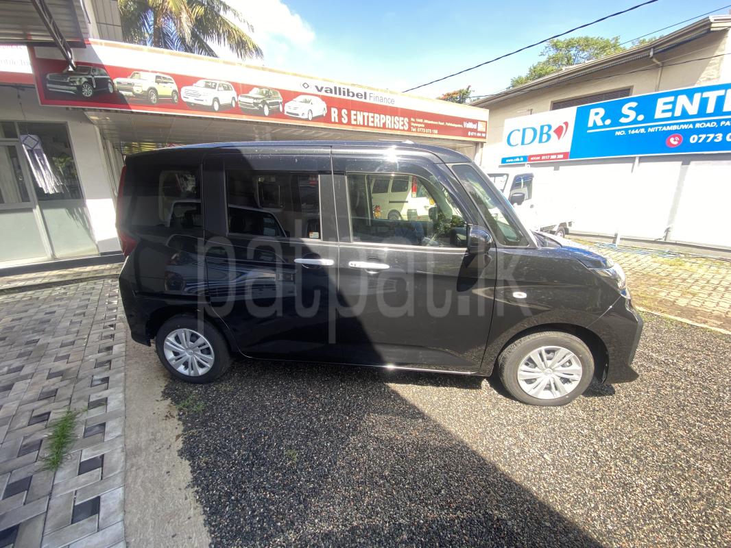 Toyota Roomy 2024 - சான்றளிக்கப்பட்டது கார் sale in Sri Lanka - patpat.lk