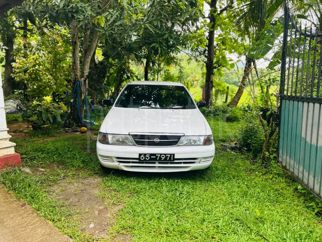 Nissan Sunny 2000 - பயன்படுத்தப்பட்டது கார் sale in Sri Lanka - patpat.lk