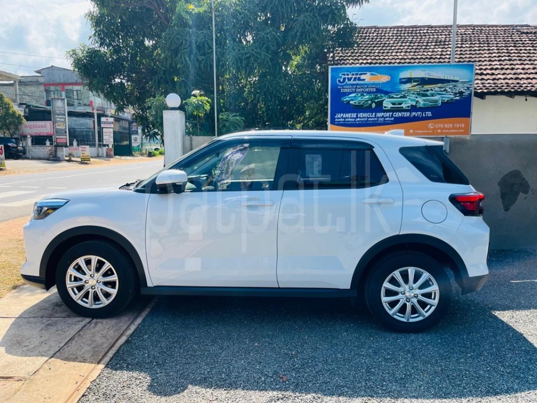 Advertisement image 4